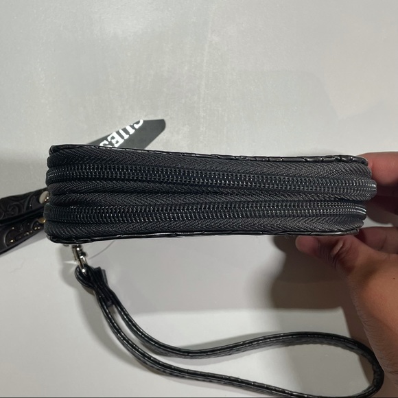 Silver Grey Glossy Guess Wristlet Wallet - Picture 3 of 6